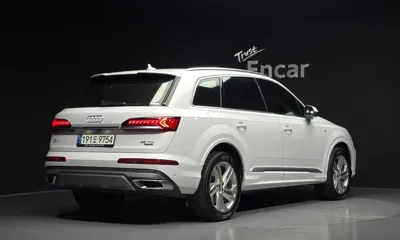 Audi Q7 2021, 148593 км, за 42500000 KRW