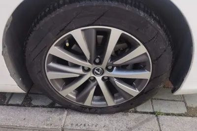 Lexus ES 2018, 94000 км, за 119032.44 CNY - фото 8