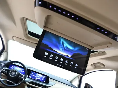 Buick GL8 Hybrid 2025, 9900 км, за 241900 CNY - фото 16