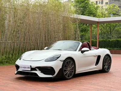 Porsche 718 · 2017 год