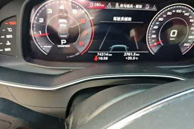 Audi A6L 2019, 74300 км, за 154436.27 CNY - фото 12