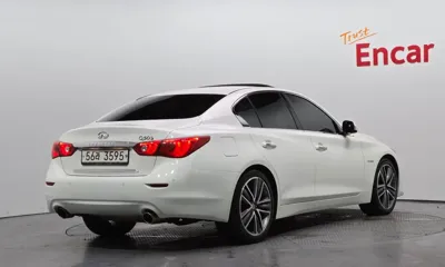 Infiniti Q50 2017, 156164 км, за 6800000 KRW