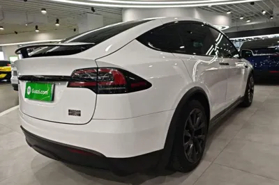 Tesla Model X 2023, 48700 км, за 624597.42 CNY - фото 6