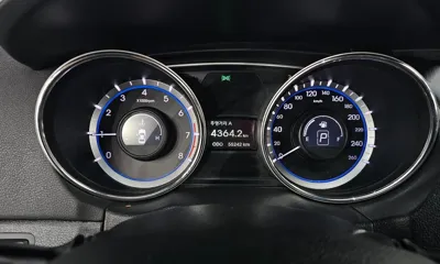 Hyundai Sonata 2012, 55242 км, за 6500000 KRW - фото 8