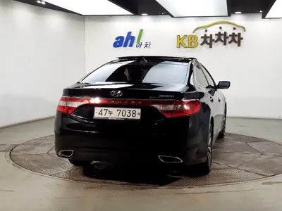 Hyundai Grandeur 2011, 176275 км, за 3790000 KRW - фото 3