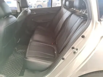 Roewe i5 2021, 68900 км, за 32100 CNY - фото 17