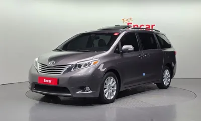 Toyota Sienna 2017, 81491 км, за 19900000 KRW - фото 1
