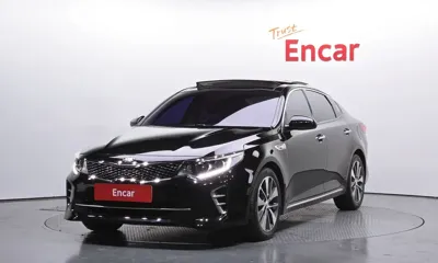Kia K5 · 2016 год