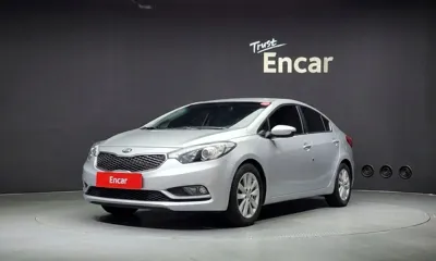 Kia K3 · 2013 год