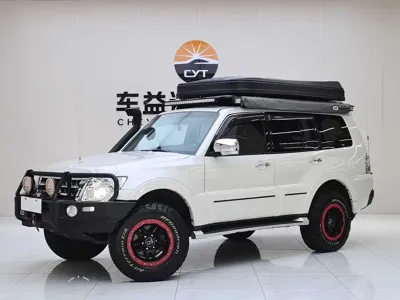 Mitsubishi Pajero (Import) 2019, 82000 км, за 149800 CNY - фото 1