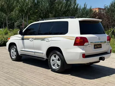 Toyota Land Cruiser 2012, 140000 км, за 376000 CNY - фото 5