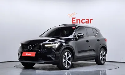 Volvo XC40 · 2023 год