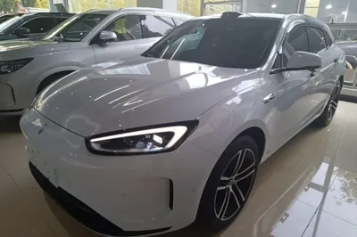 Hima AITO M5 · 2024 год