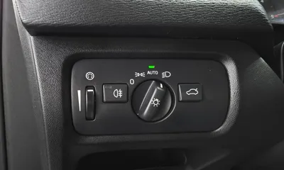 Volvo V40 2019, 191985 км, за 6900000 KRW - фото 18