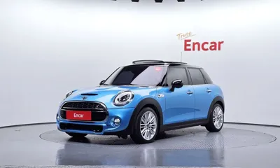 MINI Cooper · 2017 год