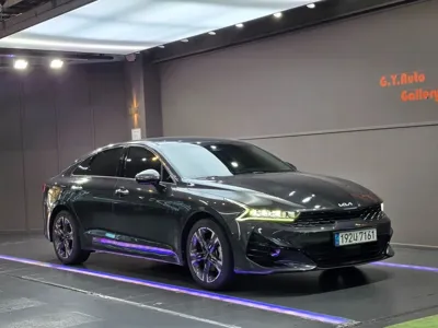 Kia K5 · 2023 год