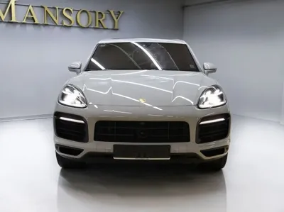 Porsche Cayenne · 2023 год
