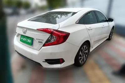 Honda Civic 2016, 33900 км, за 65620.8 CNY