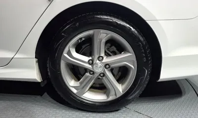 Hyundai Sonata 2018, 100576 км, за 13000000 KRW - фото 21