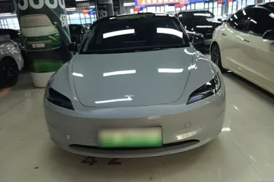 Tesla Model 3 2023, 27100 км, за 193909.91 CNY
