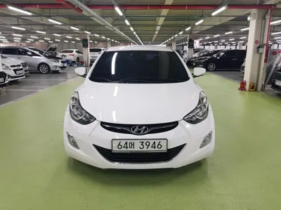 Hyundai Avante · 2013 год