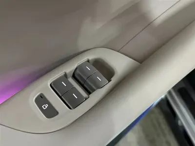 Xiaomi 小米YU7 2025, 19000 км, за 273800 CNY - фото 19