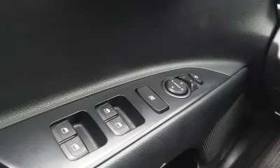 Kia Stonic 2018, 85225 км, за 9600000 KRW - фото 7