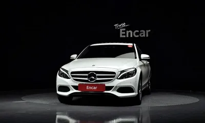 Mercedes-Benz C-Class 2018, 60386 км, за 18500000 KRW