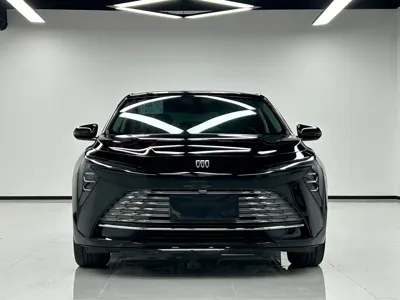 Buick LaCrosse 2023, 31000 км, за 109900 CNY