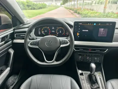 Volkswagen Lavida 2024, 8400 км, за 72800 CNY - фото 11