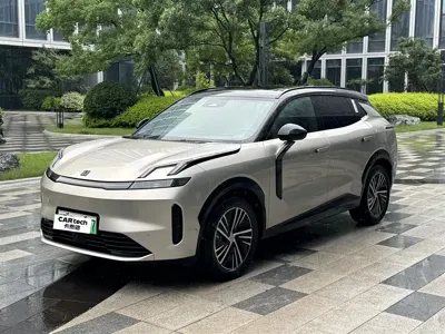 Lynk & Co 08 EM-P · 2024 год