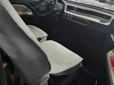 Wuling MINIEV 2023, 29600 км, за 17500 CNY - фото 8