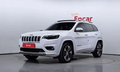 Jeep Cherokee · 2021 год
