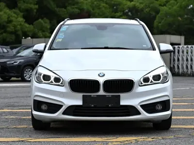 BMW 2 Series Active Tourer 2017, 80000 км, за 35800 CNY