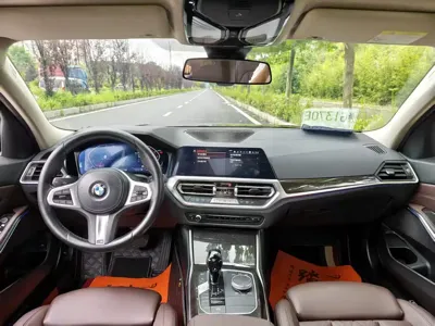 BMW 3 Series 2022, 60000 км, за 156800 CNY - фото 8