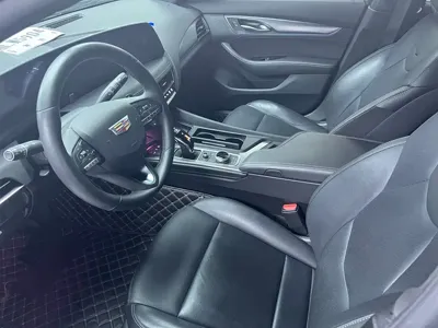 Cadillac CT5 2024, 12000 км, за 105000 CNY