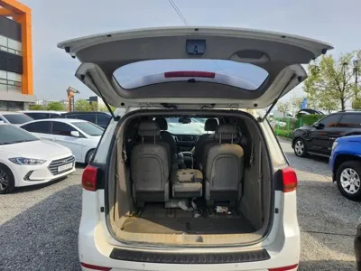Kia Canival 2018, 355532 км, за 7440000 KRW - фото 5