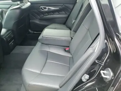 Infiniti Q70 2018, 116600 км, за 75800 CNY - фото 17