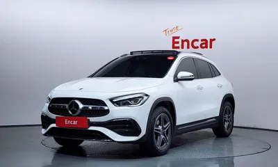 Mercedes-Benz GLA-Class · 2023 год