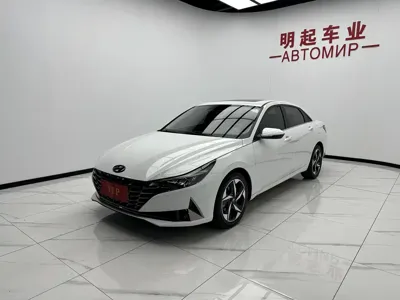 Hyundai Elantra 2022, 24000 км, за 93800 CNY