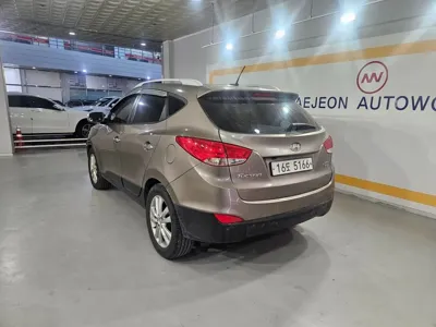 Hyundai Tucson 2010, 275515 км, за 3000000 KRW