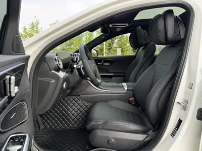 Mercedes-Benz C-Class 2024, 30000 км, за 181800 CNY