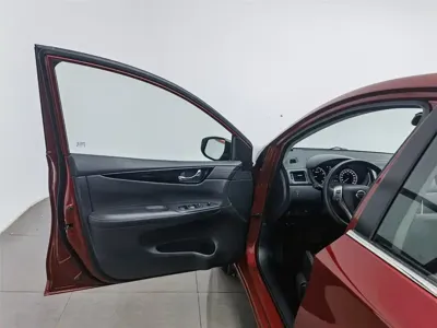 Nissan Tiida 2018, 128800 км, за 32800 CNY - фото 8