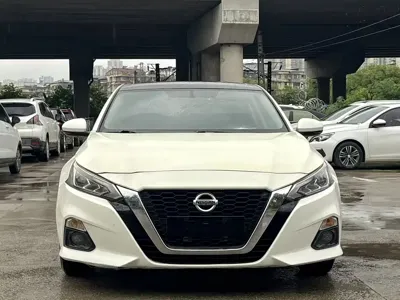 Nissan Teana 2019, 100000 км, за 52800 CNY