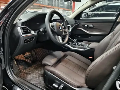 BMW 3 Series 2020, 97000 км, за 115100 CNY - фото 4