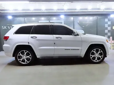 Jeep Cherokee 2019, 132996 км, за 15900000 KRW