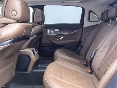 Mercedes-Benz E-Class 2017, 170000 км, за 105800 CNY - фото 16