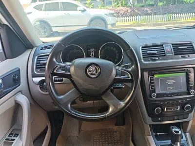Skoda Yeti 2014, 146400 км, за 40407.13 CNY - фото 7
