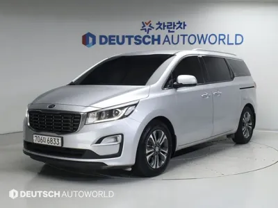 Kia Canival · 2019 год