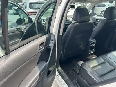 Volkswagen Tiguan 2017, 85000 км, за 43600 CNY - фото 8